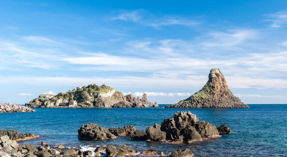 La Casa Di Ale Apartamento Aci Castello Exterior foto
